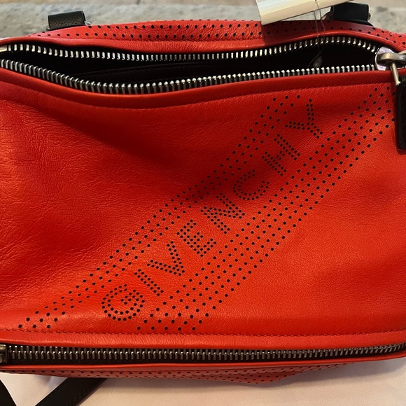 New Givenchy small pandora with perforated details and black handles. Authentic - Picture 11 of 11